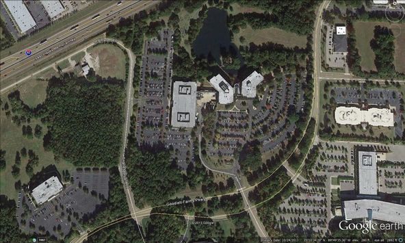 Goodlett Farms Business Center: 7130 Goodlett Farms Pkwy, Cordova, TN 38016